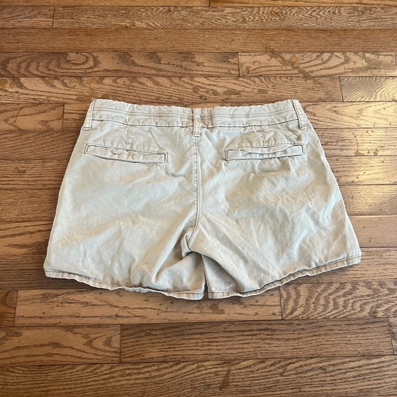 American Eagle Outfitters Beige Cargo Shorts - Picture 3 of 6